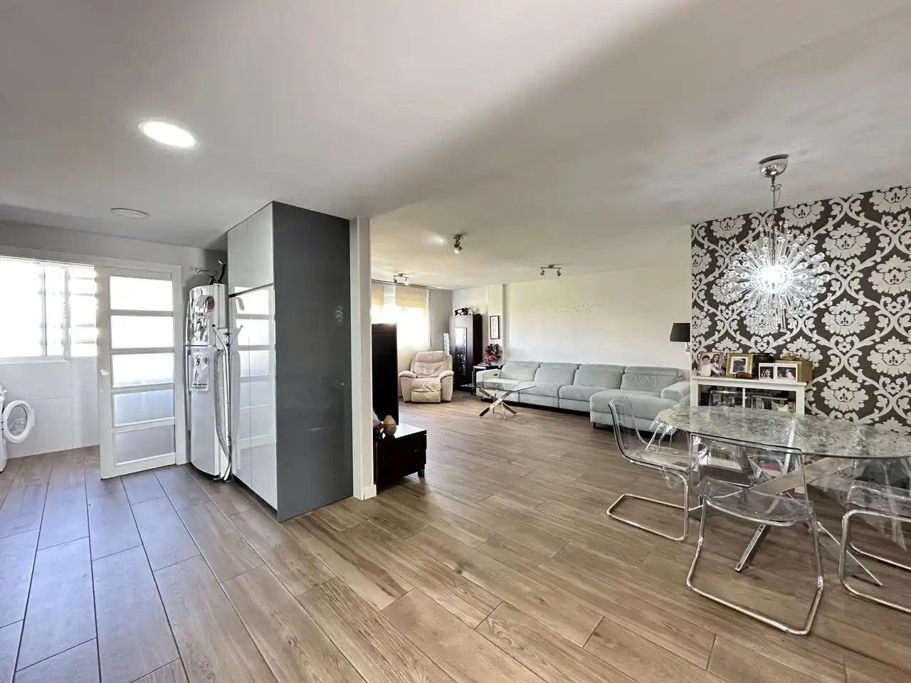 Living room of Flat for sale in Alicante / Alacant  with Air Conditioner, Parquet flooring and Storage room