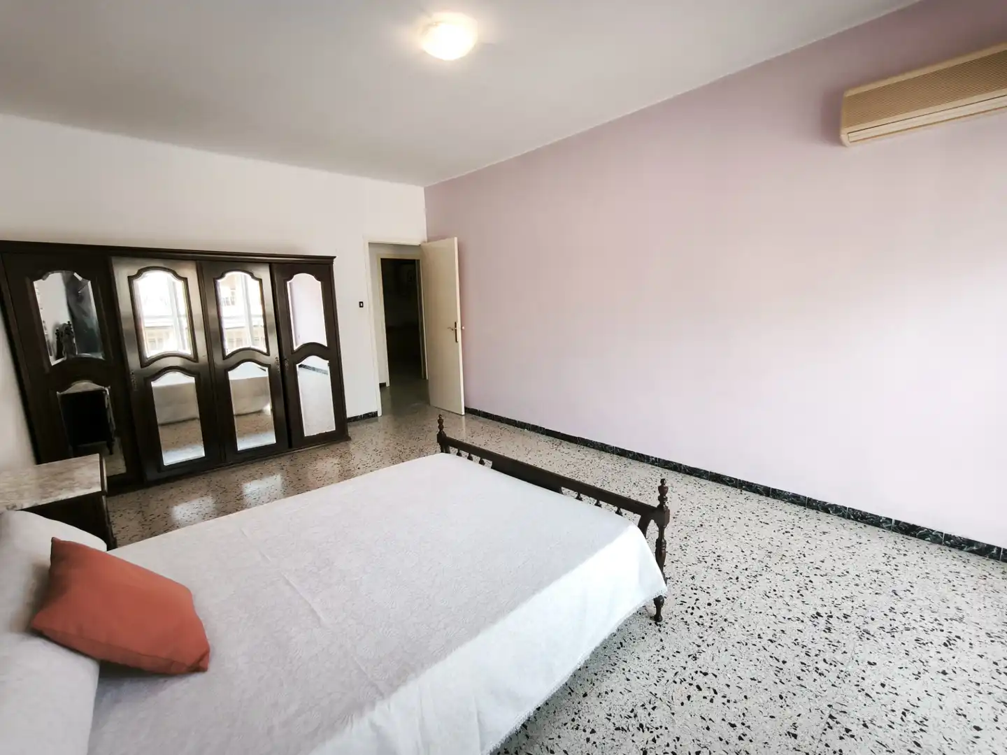 Habitación de Piso en venta en L'Aldea con Aire acondicionado, Trastero y Amueblado