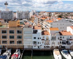 Vista exterior de Casa o xalet en venda en Empuriabrava amb Aire condicionat