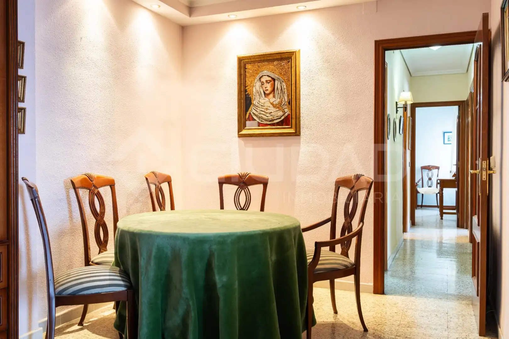Comedor de Piso en venta en Sevilla