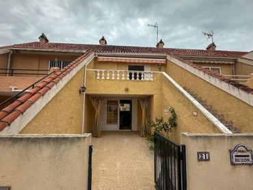 Adossat en venda a Orihuela Costa
