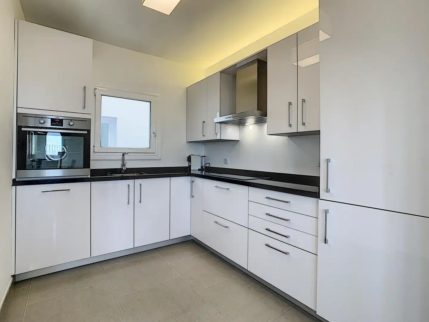 Chalet con piscina en venta en Cumbre del Sol, imagen 12