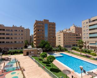 Swimming pool of Flat to rent in  Granada Capital  with Heating, Private garden and Terrace