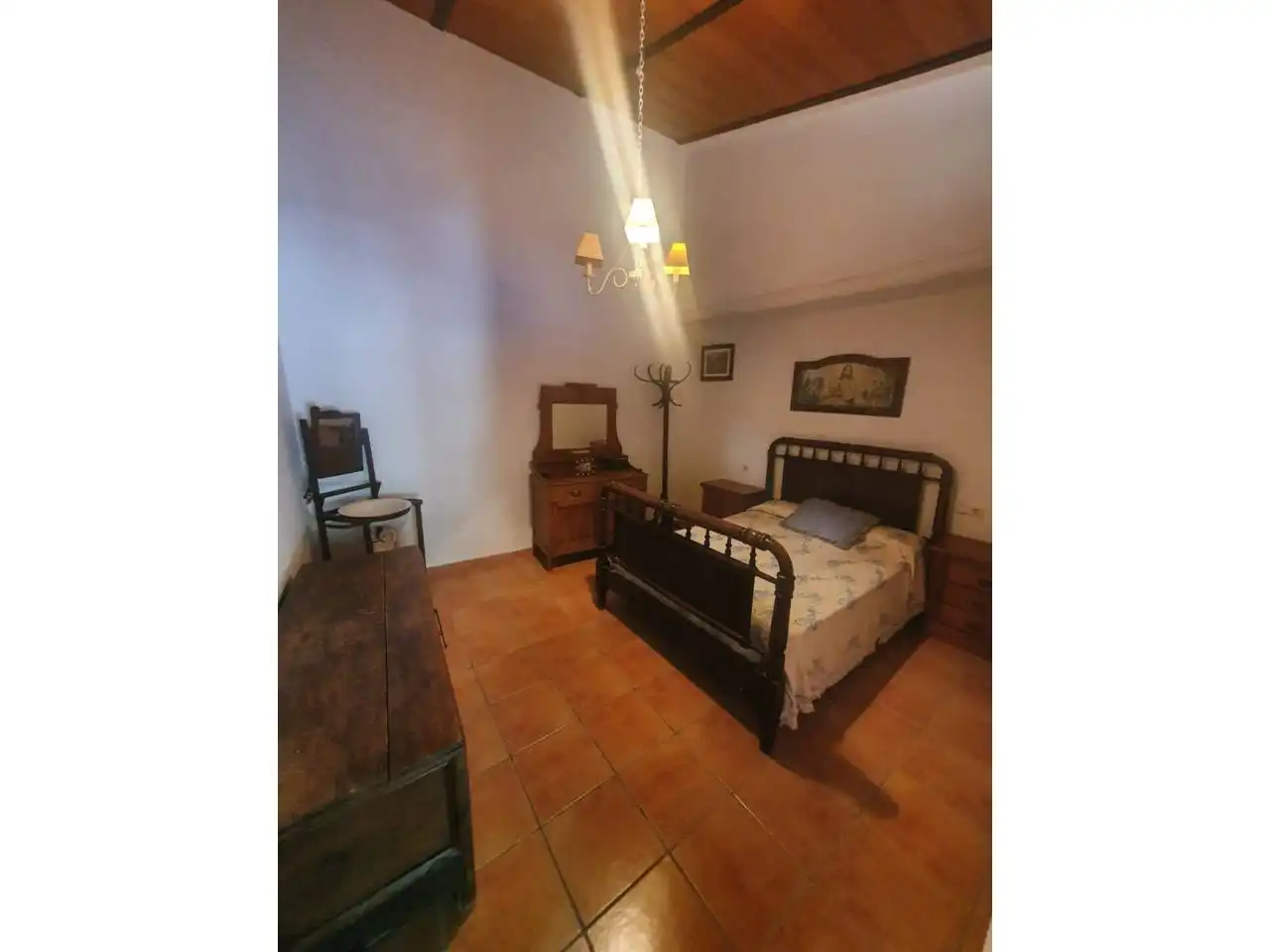 Dormitori de Casa o xalet en venda en Úbeda amb Aire condicionat, Calefacció i Jardí privat
