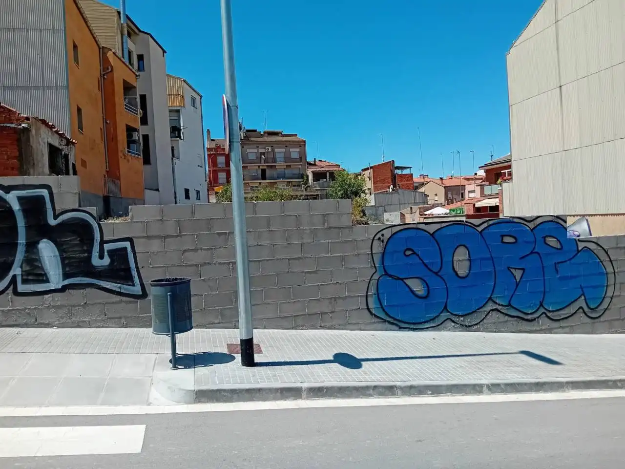 Terreno residencial en venta en Fonts dels Capellans - Sagrada Família, imagen 2