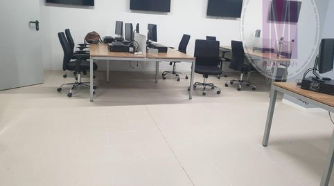 Foto 3 von Büro zum Verkauf in Calle Pubilla Casas, 35, Can Vidalet, Esplugues de Llobregat