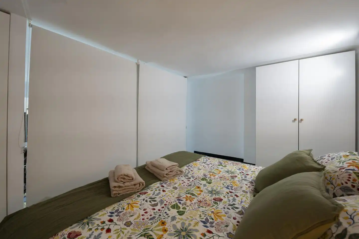 Bedroom of Study for rent in Madrid  with Air Conditioner, Furnished and Internet