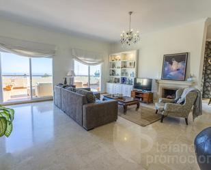 Living room of Single-family semi-detached for sale in Málaga Capital  with Air Conditioner, Private garden and Terrace