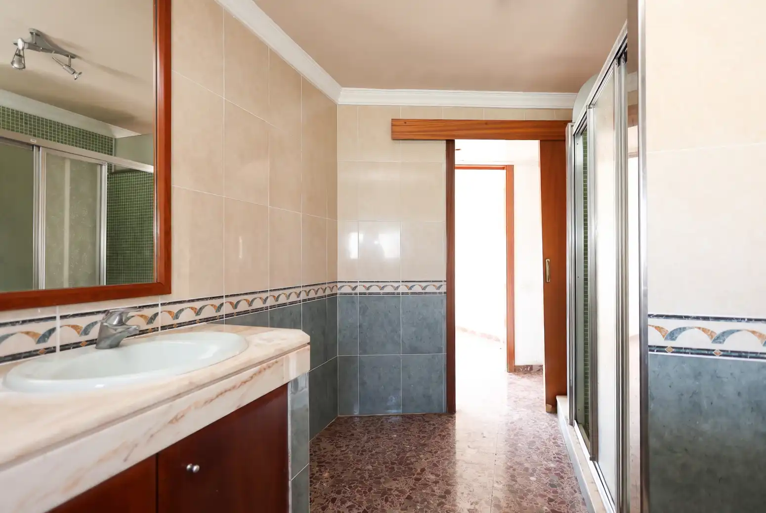 Bathroom of Flat for sale in Gavà  with Terrace
