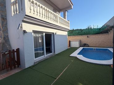 Maison avec piscine à vendre à San García