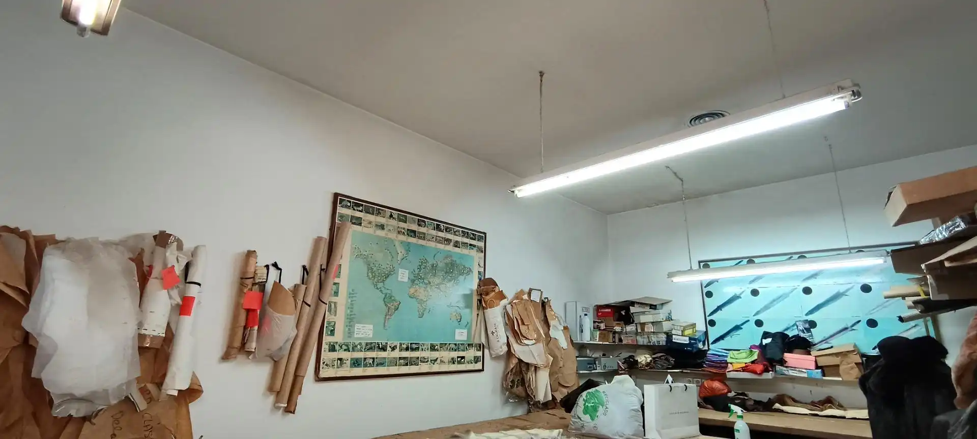Local en venta en León Capital  con Aire acondicionado
