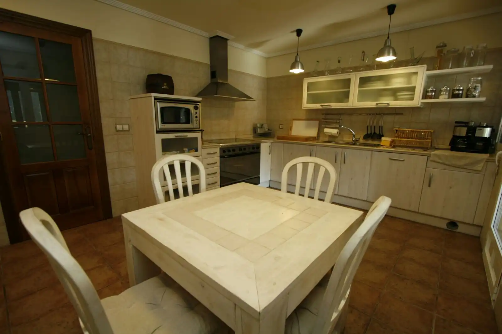 Kitchen of Houses for sale in Laguna de Duero  with Terrace, Storage room and Swimming Pool