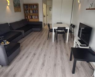 Sala d'estar de Apartament de lloguer en Cambrils amb Aire condicionat