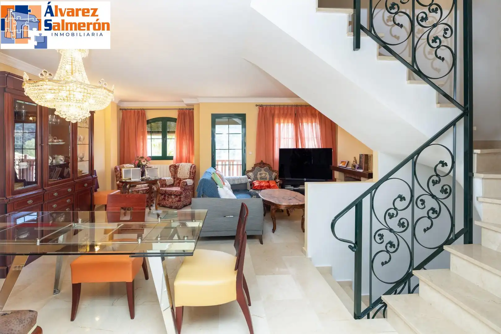 Living room of Detached homes for sale in Granada  with Air Conditioner, Heating and Private garden