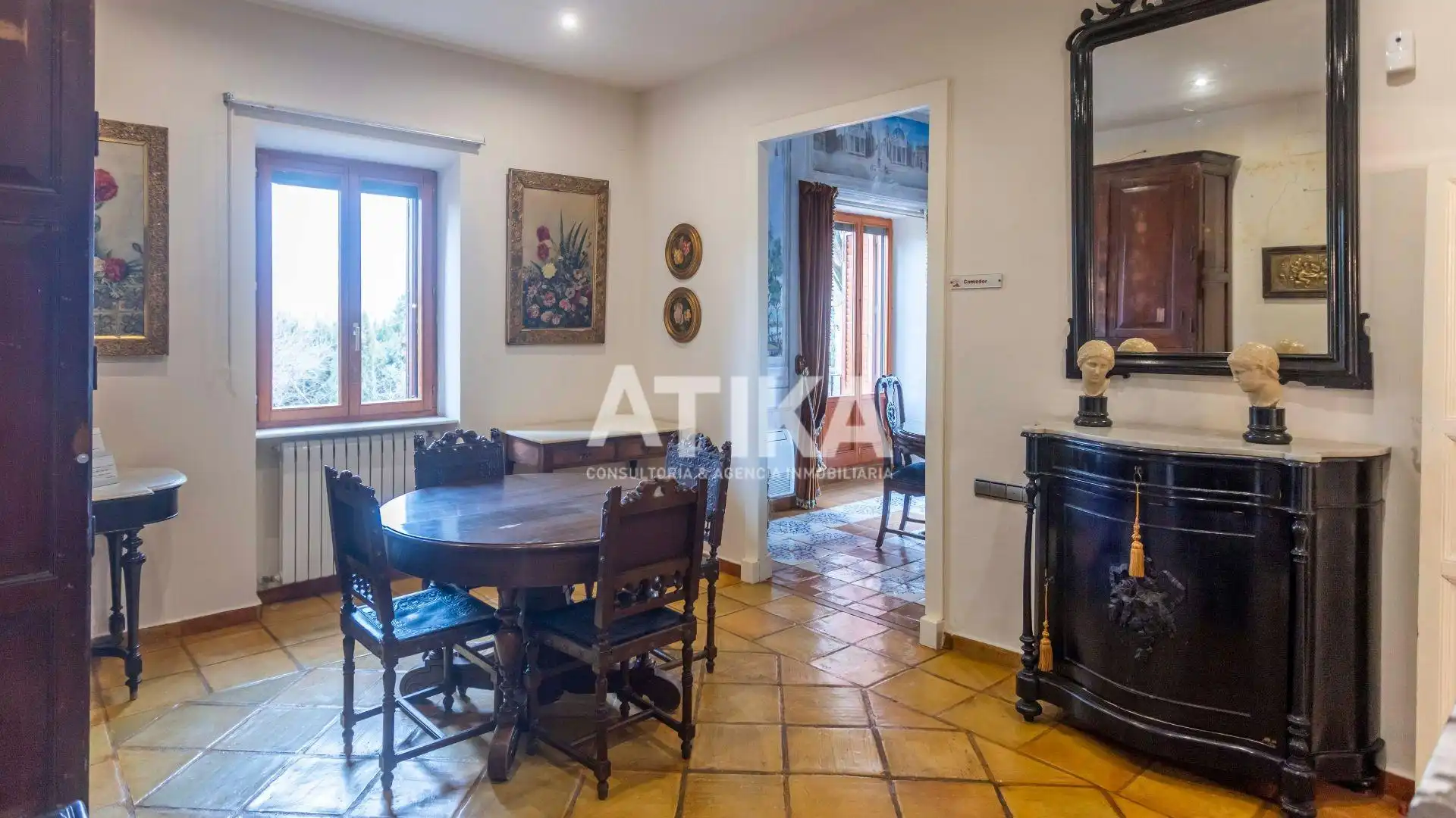 Esszimmer von Country house zum Verkauf in Fontanars dels Alforins mit Klimaanlage, Heizung und Privatgarten