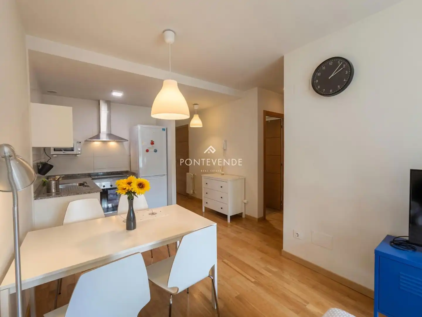 Küche von Dachboden zur Miete in Pontevedra Capital  mit Heizung, Parkett und Terrasse