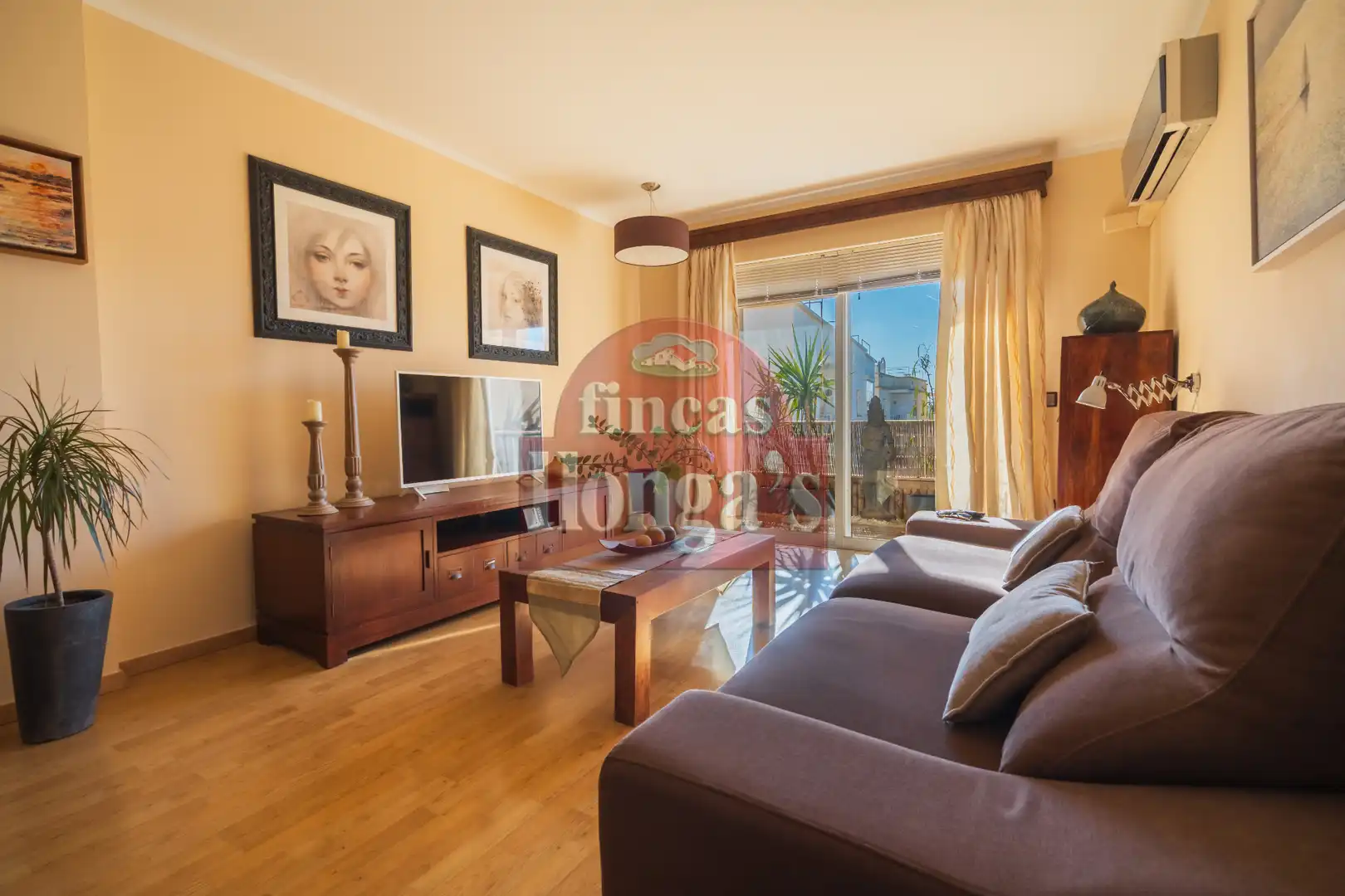 Vista exterior de Àtic en venda en Ciutadella de Menorca amb Terrassa