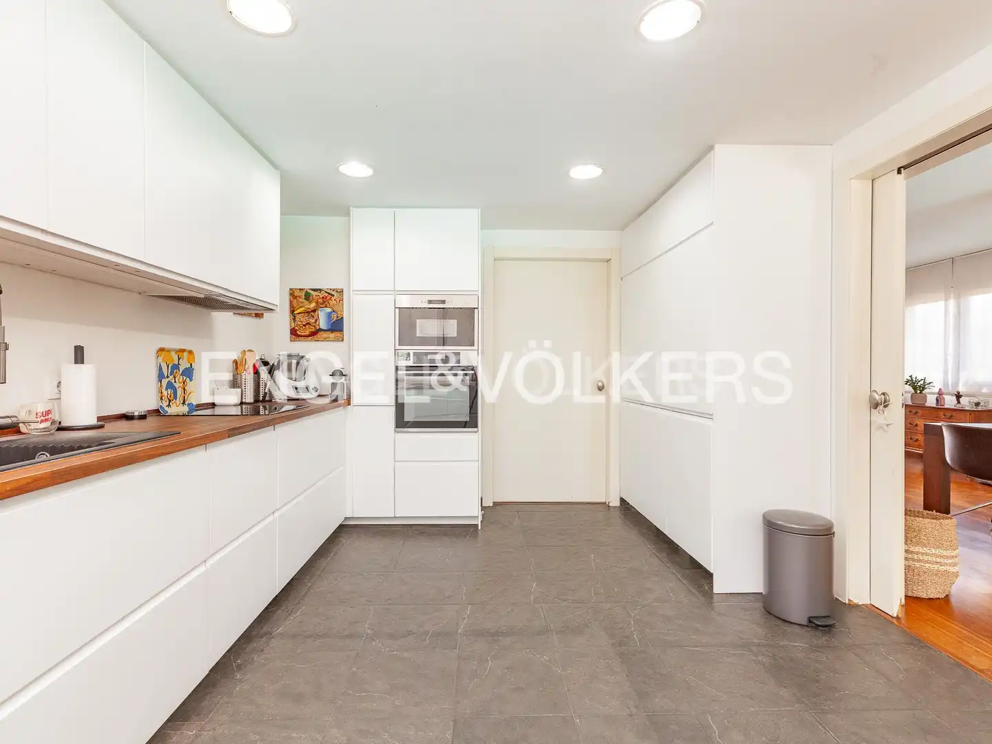 Kitchen of Houses for sale in Sant Cugat del Vallès  with Air Conditioner, Heating and Private garden