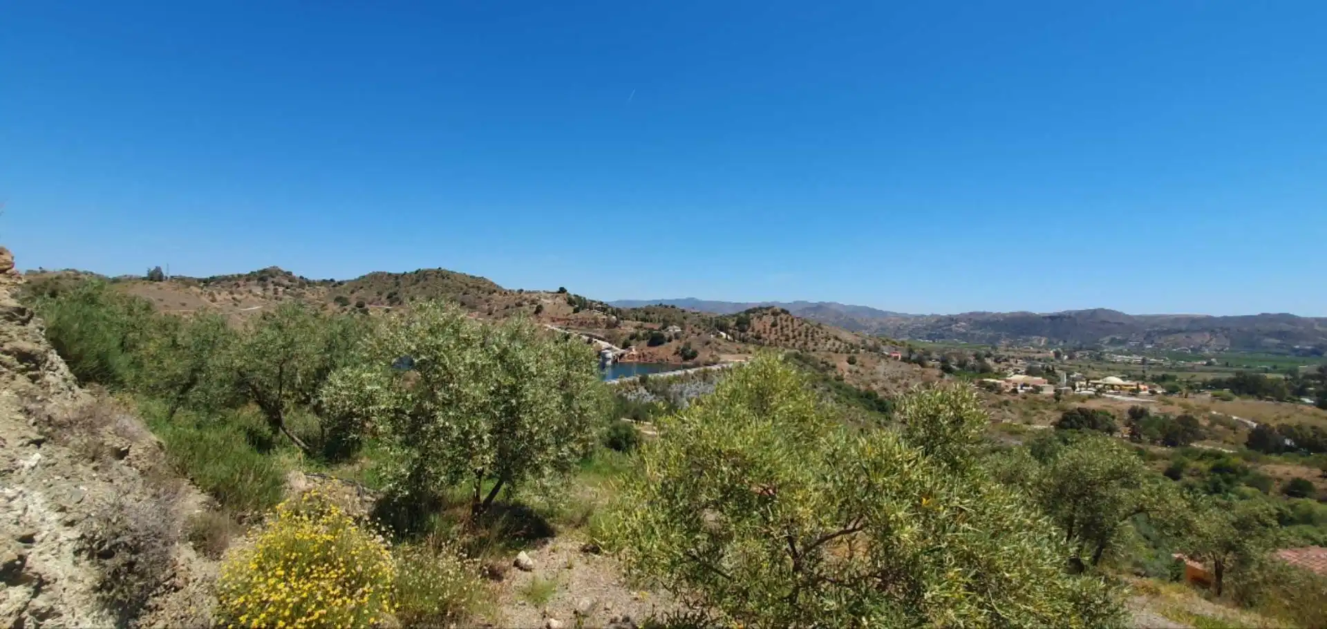 Vista exterior de Finca rústica en venda en Málaga amb Aire condicionat, Calefacció i Jardí privat