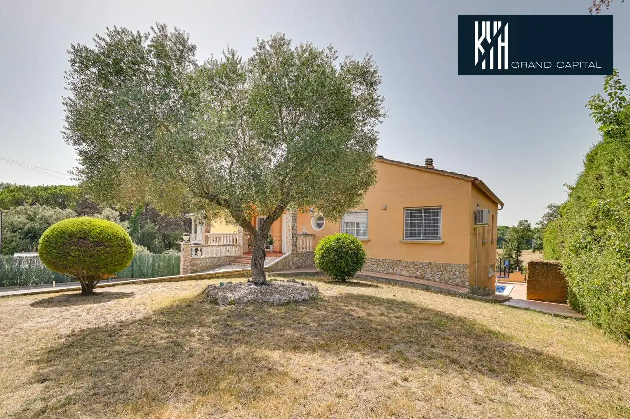 Casa con terraza en venta en Urbanització Llac del Cigne, imagen 10