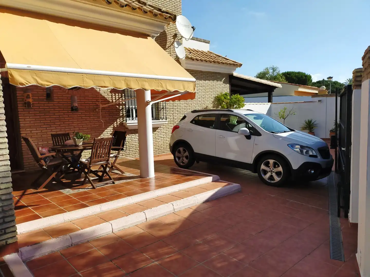 Vista exterior de Casa o chalet en venta en El Puerto de Santa María con Aire acondicionado, Jardín privado y Terraza