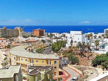 Apartment with pool for sale in Antonio Navarro