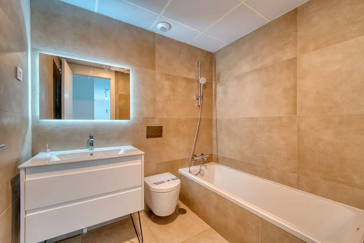 Apartament amb piscina en venda a maritimo de torremolinos, imagen 9
