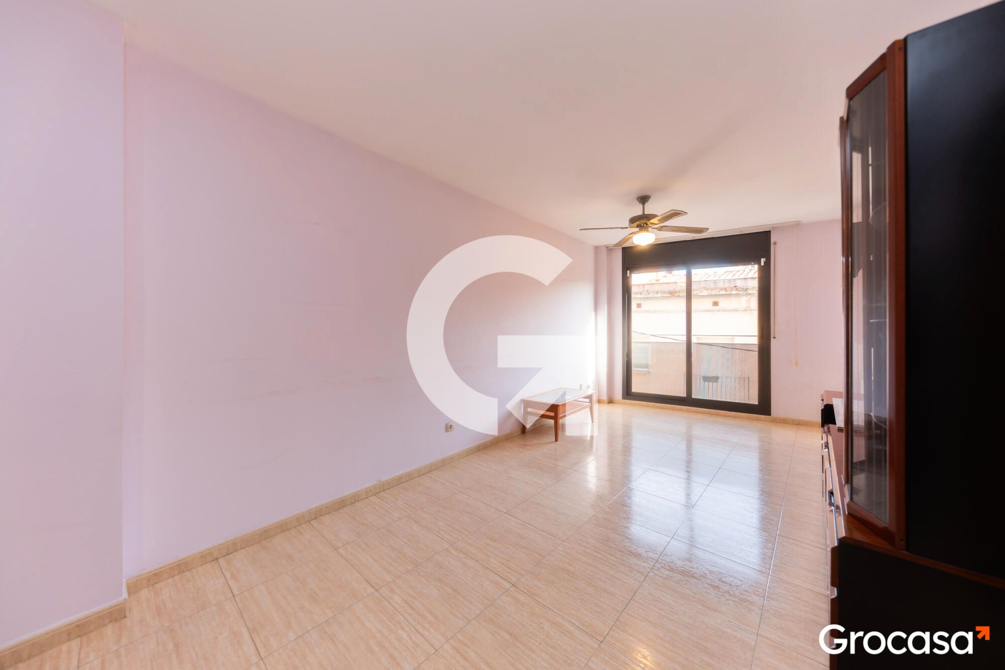 Sala d'estar de Pis en venda en Sant Boi de Llobregat amb Aire condicionat, Calefacció i Balcó