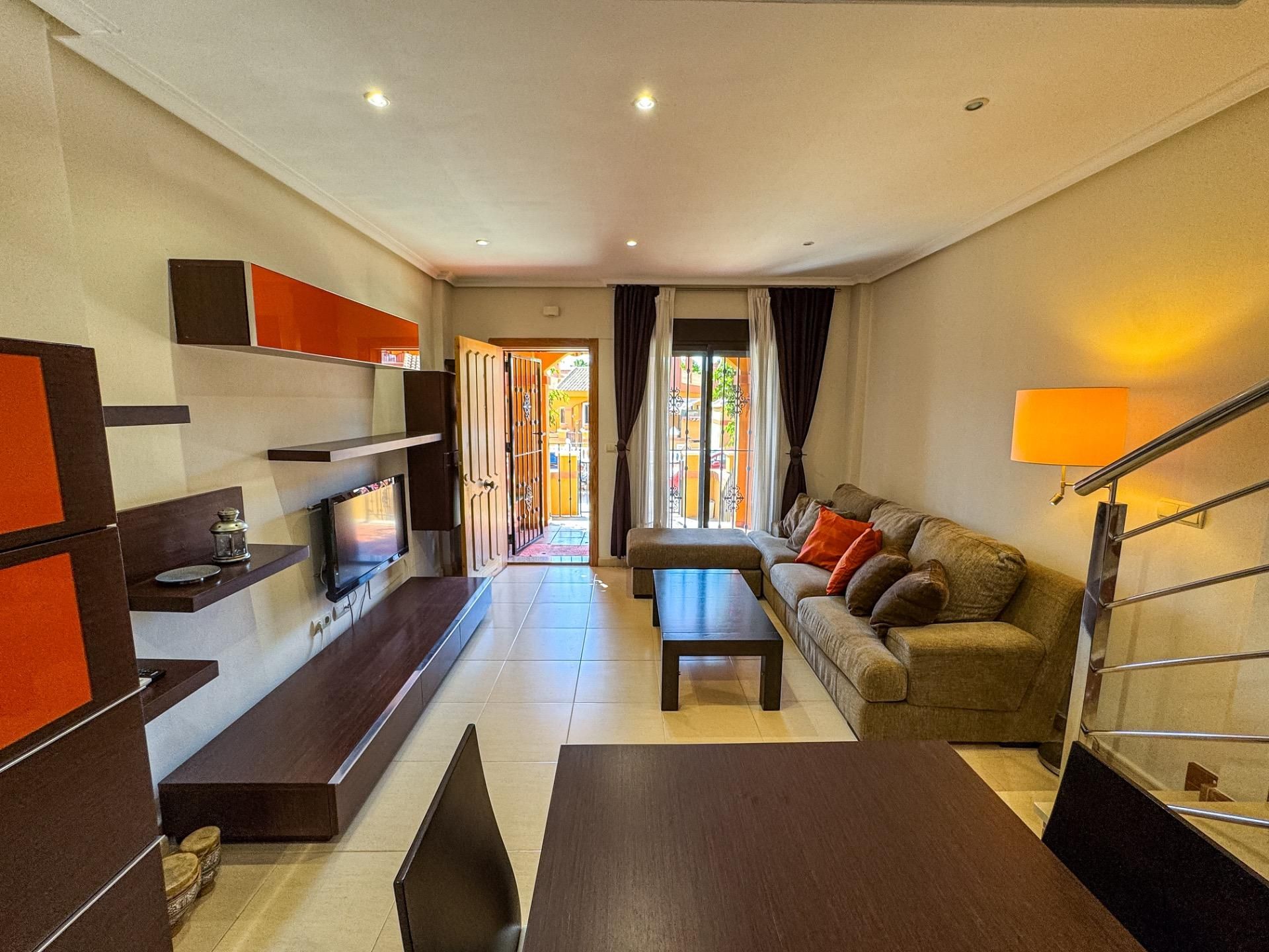 Living room of Single-family semi-detached to rent in Torrevieja  with Air Conditioner, Private garden and Terrace