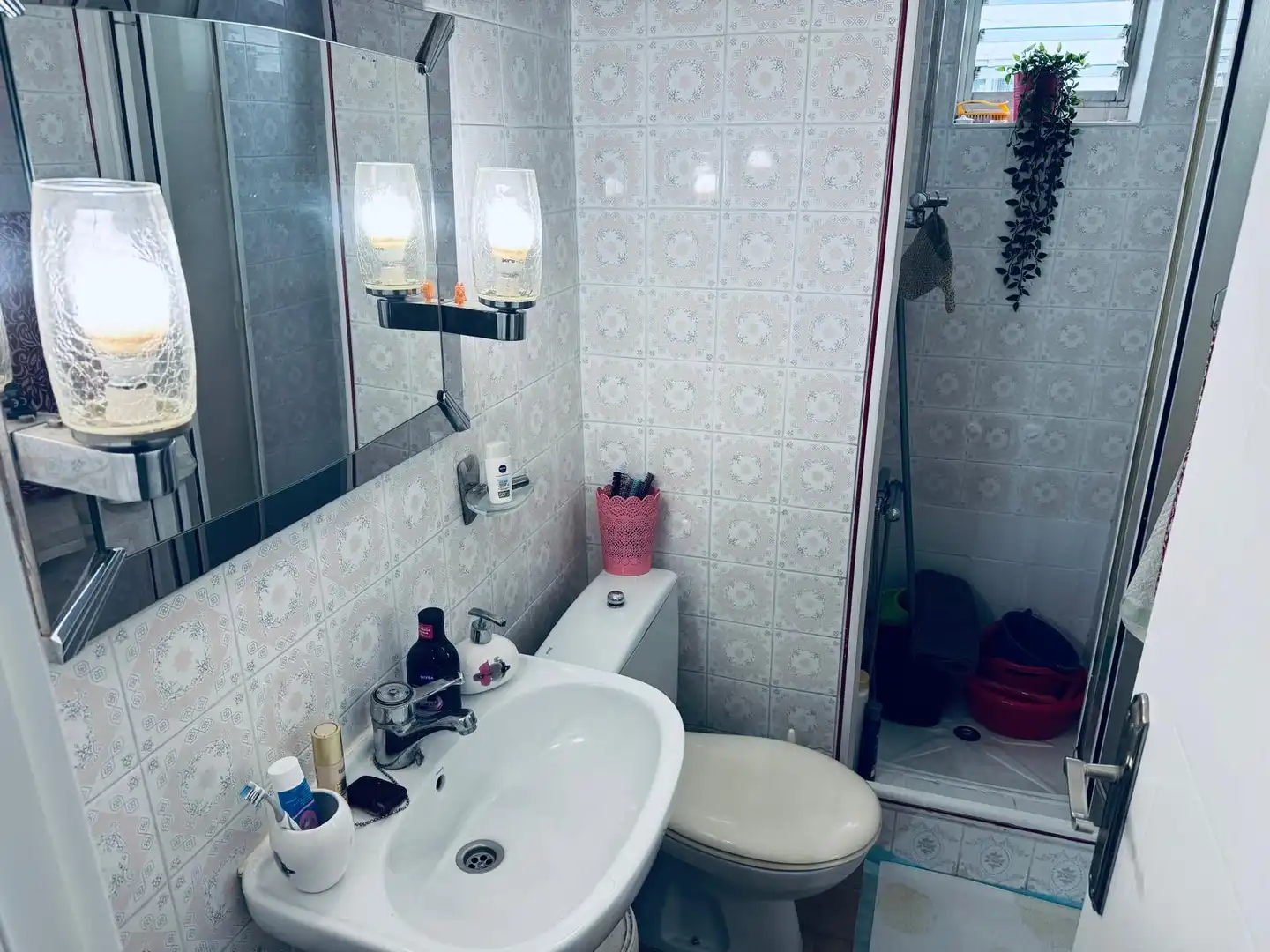 Baño de Piso en venta en Cerro - Amate