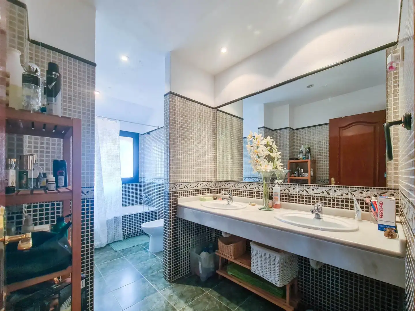 Baño de Casa o chalet en venta en El Casar con Terraza, Trastero y Piscina