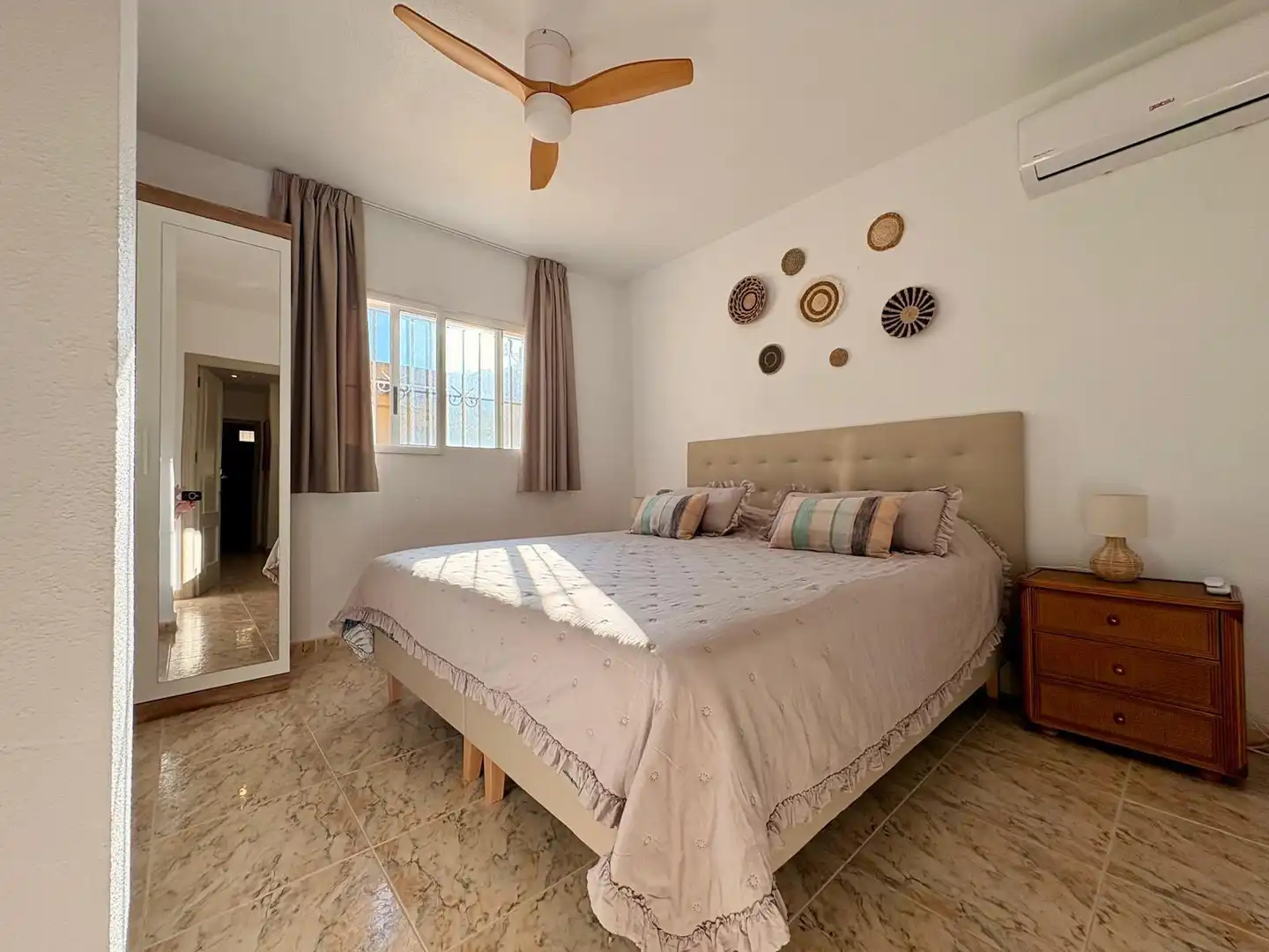 Habitación de Casa o chalet en venta en Benijófar con Aire acondicionado, Jardín privado y Terraza