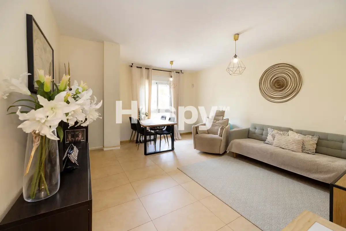 Flat with terrace for sale in Calle Madre Teresa de Calcuta, imagen 4