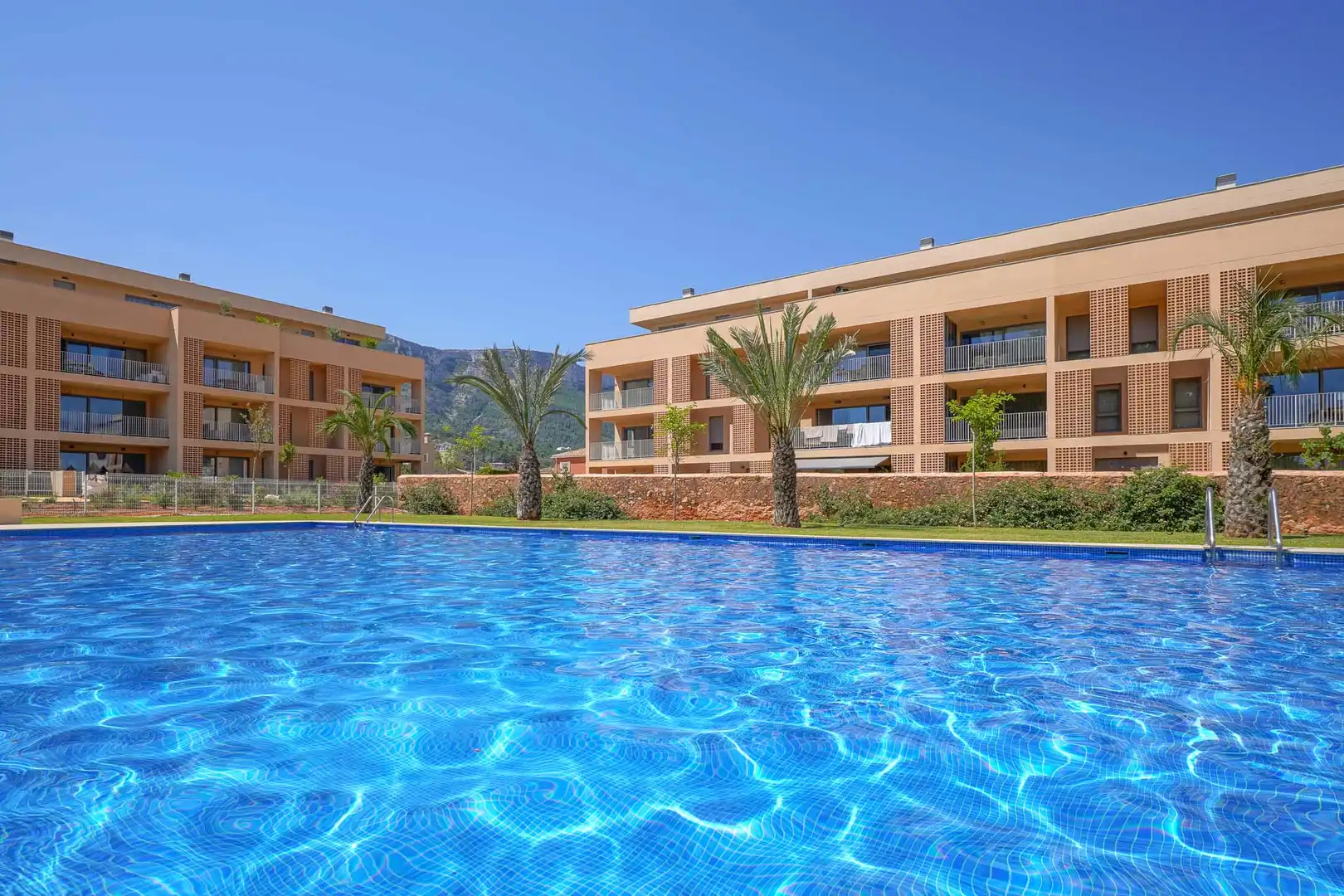Apartamento con jardín en venta en La Pedrera - Vessanes