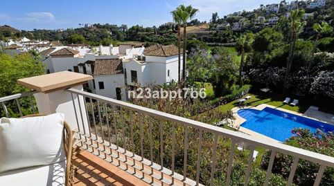 Foto 2 de Apartament en venda a Urbanizacion Torre Esteril, 100, Los Arqueros - Puerto del Almendro, Benahavís