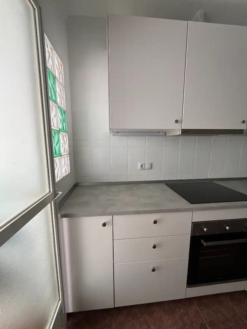 Cocina de Piso de alquiler en Salobreña con Aire acondicionado, Terraza y Amueblado