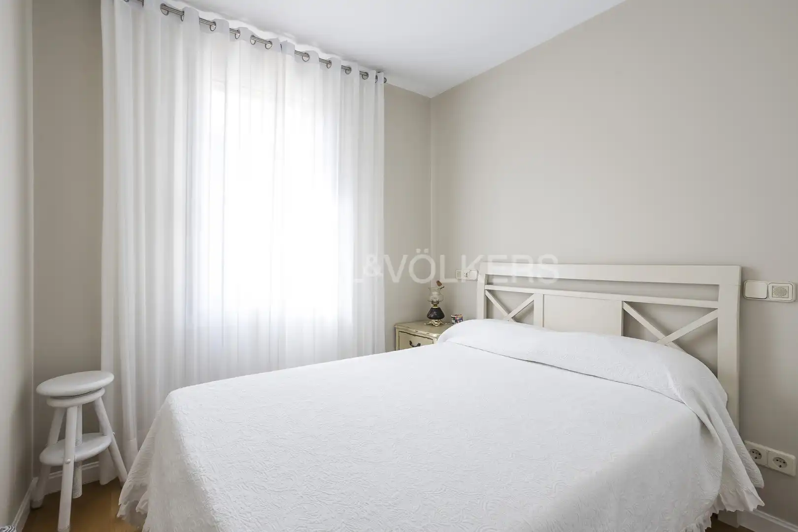 Habitación de Casa o chalet en venta en Madrid con Calefacción y Jardín privado