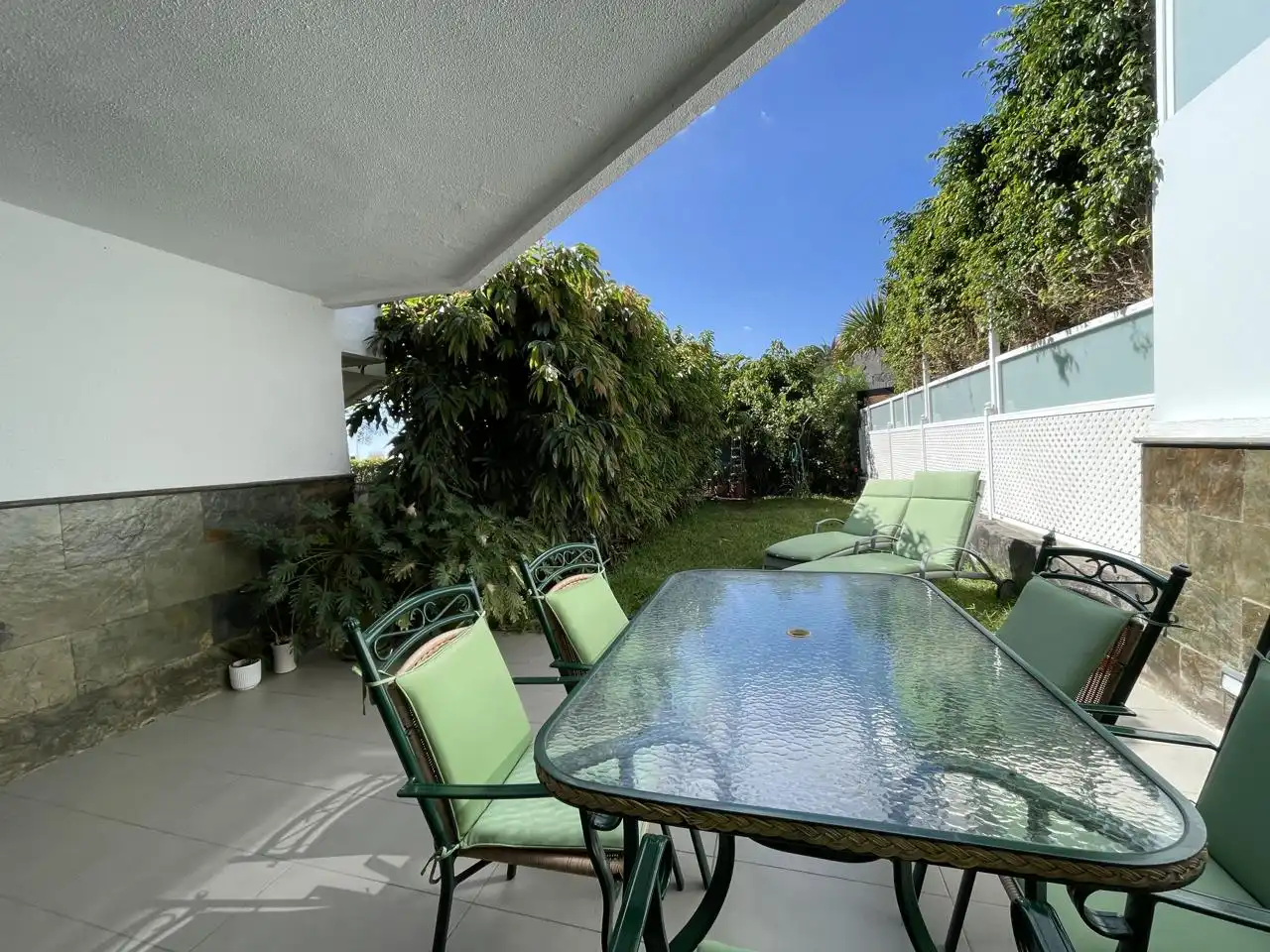 Terrassa de Dúplex de lloguer en San Bartolomé de Tirajana amb Aire condicionat, Jardí privat i Terrassa