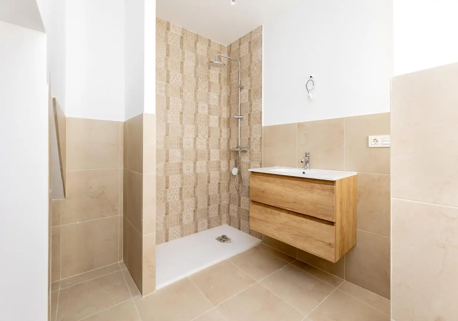 Baño de Piso en venta en Granada