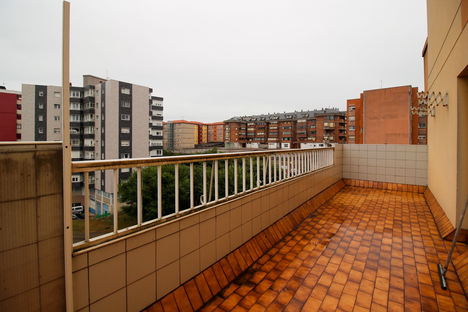 Piso en venta en Avenida de Camilo Alonso Vega, Los Castros