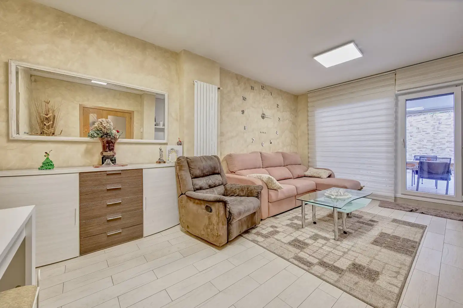 Living room of Detached homes for sale in Beriáin, Navarra