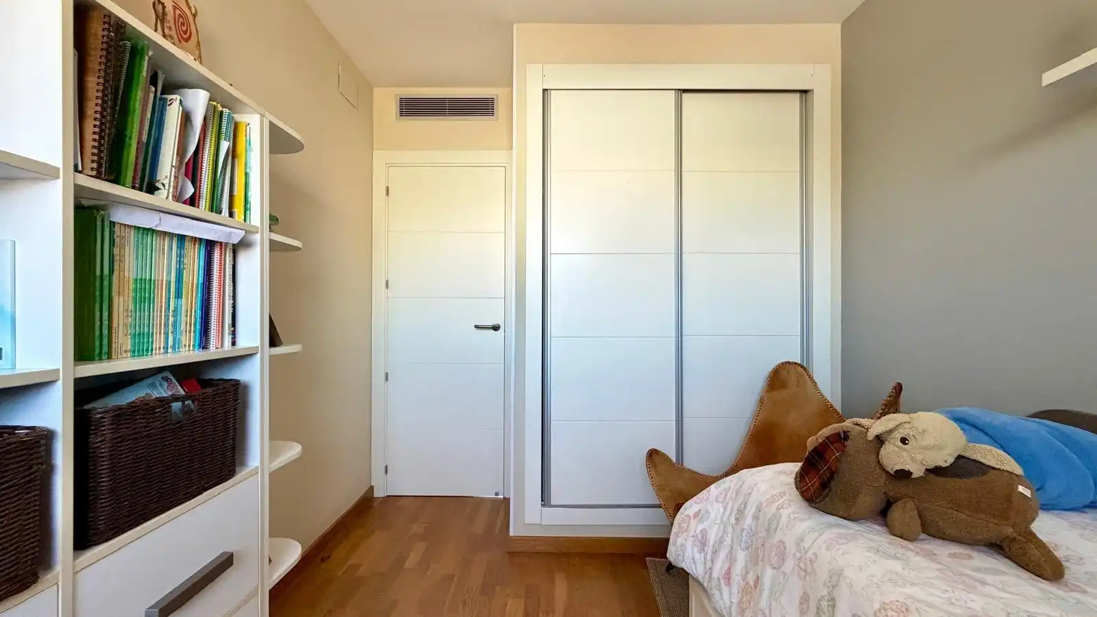 Penthouse with lift for sale in Carrer HONGRIA, imagen 11