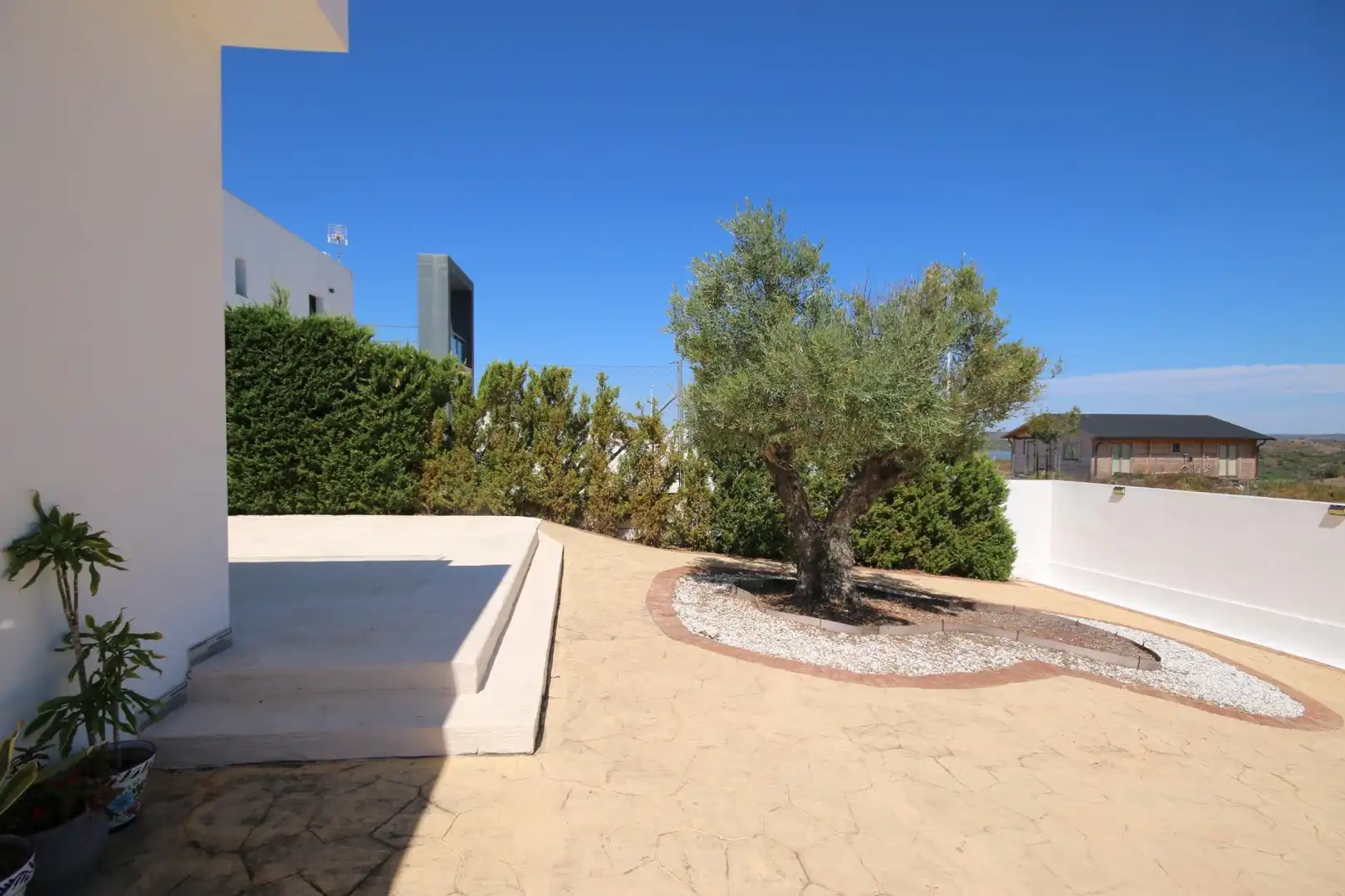 Terrassa de Casa o xalet en venda en Ayamonte amb Aire condicionat, Piscina i Jacuzzi