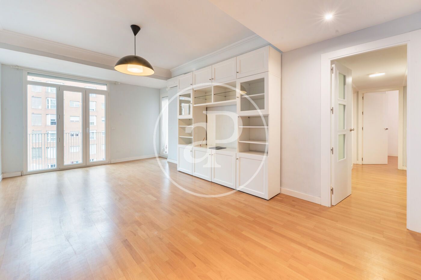 Living room of Flat for sale in  Madrid Capital  with Air Conditioner, Heating and Terrace