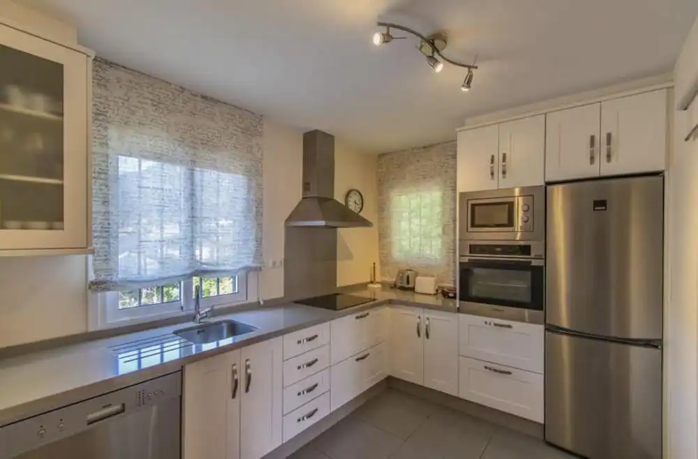 Kitchen of Houses for sale in Marbella  with Air Conditioner, Private garden and Terrace