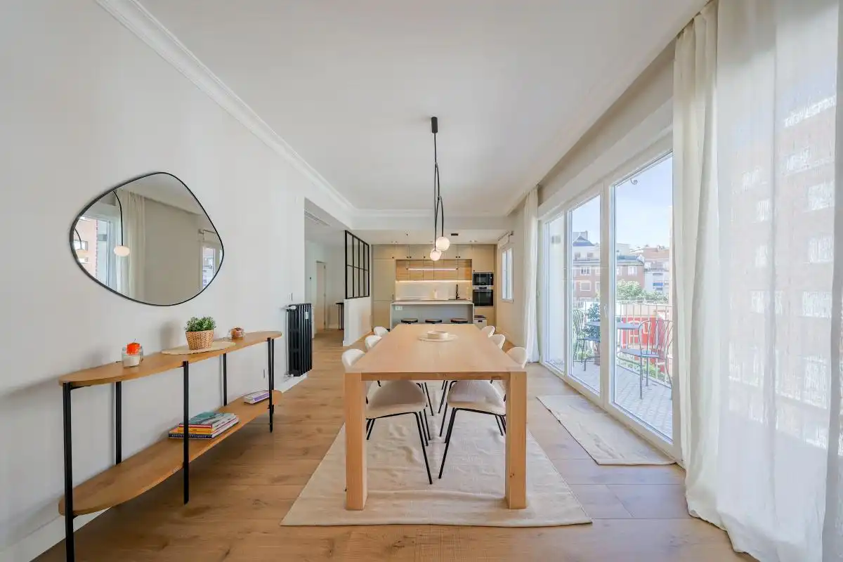 Dining room of Flat for rent in Madrid  with Air Conditioner, Heating and Terrace
