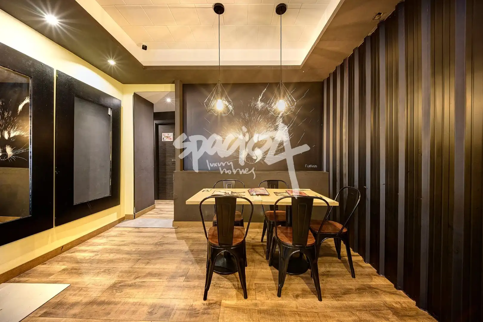 Comedor de Local en traspaso en Madrid con Aire acondicionado