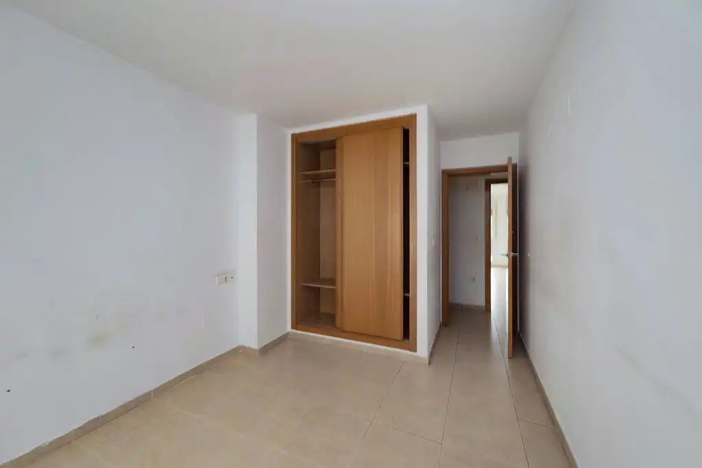Habitación de Piso en venta en Alicante / Alacant con Aire acondicionado