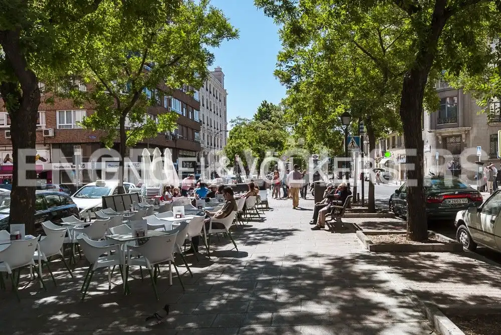 Vista exterior de Piso de alquiler en Madrid con Aire acondicionado, Calefacción y Amueblado