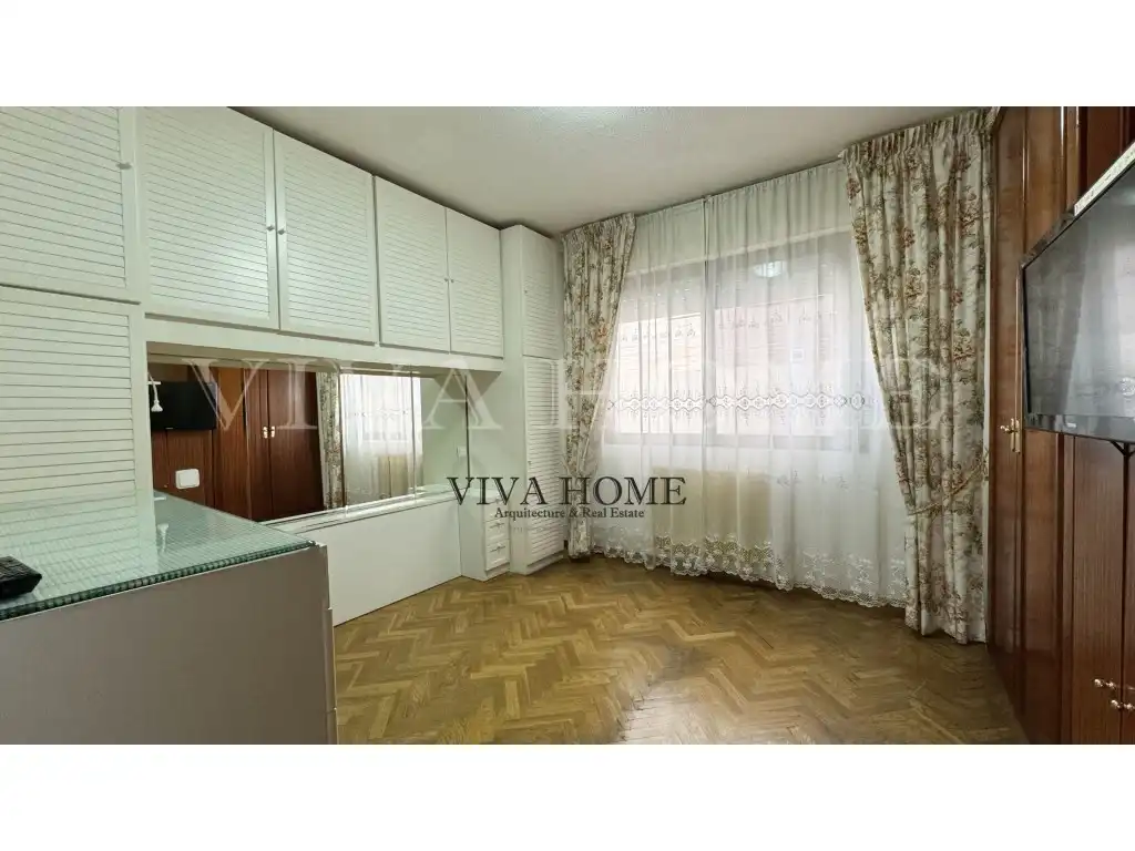 Bedroom of Flat for sale in Madrid